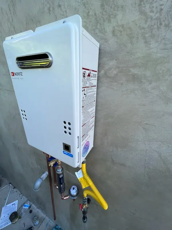 Tankless water heater installation for Kennett homes